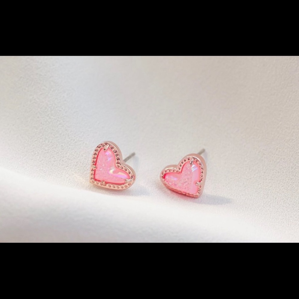 Kendra Scott Ari Rose Gold Light Pink Drusy Earrings